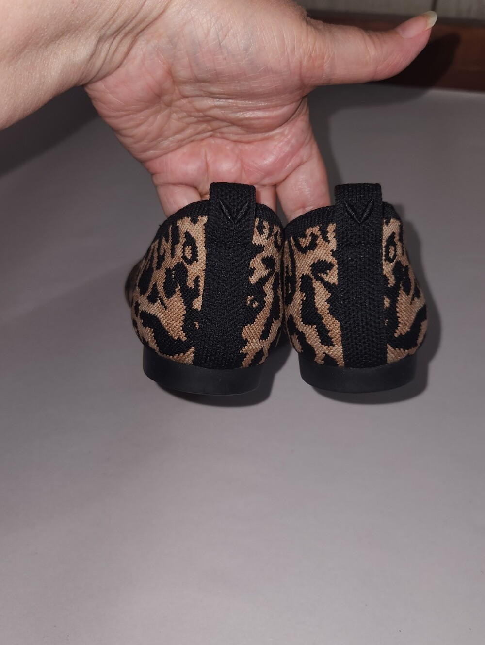 VIVAIA Women's Leopard Print Knit Ballet Flats Sz 35.5 - Picture 5 of 7